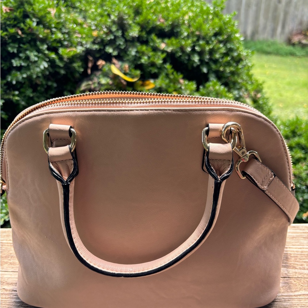 The Limited Elegant Light Pink Leather Handbag/Shoulder Bag/Crossbody NWT - Picture 2 of 10